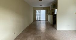 En venta casa de 3 dormitorios en Urb.La Martina en Duran.