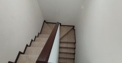 En venta casa de 4 dormitorios en urb.Valle Alto en Vía la costa .