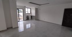 Se vende departamento de tres dormitorios de estreno en urb. Las Garzas.