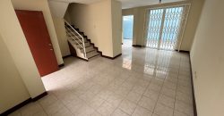 Se vende casa de 3 dormitorios en Mucho lote 1, cerca del Mall del Norte.