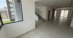En Venta Casa de 4 Dormitorios de estreno en Ciudad Celeste, etapa Estribor.