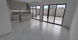 En venta casa de 3 dormitorios de estreno en Urb.La joya, etapa Aquamarina.