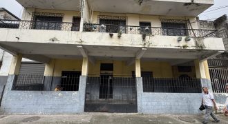 En Venta Casa Rentera en Calles Cuenca y Gomez Rendón de Guayaquil.