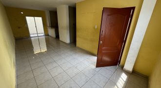 En alquiler casa de 3 dormitorios en Urb.Alameda del Rio en Mucho Lote 2.