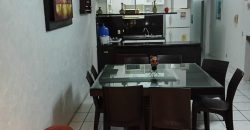 En venta departamento de 3 dormitorios diagonal a Malecón en Salinas.