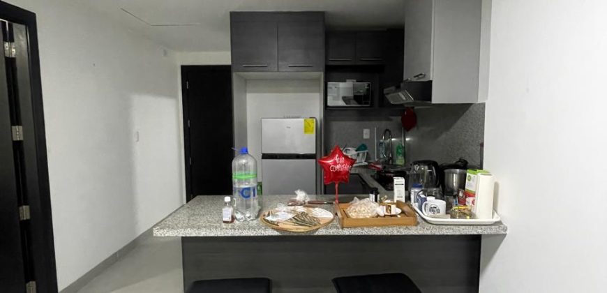 Se vende suite en Edificio Av.Joaquín José Orrantia González.