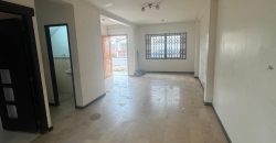 Se vende casa de 3 dormitorios en urb.Villa Club.