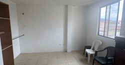 Se vende casa de 3 dormitorios en urb.Villa Club.