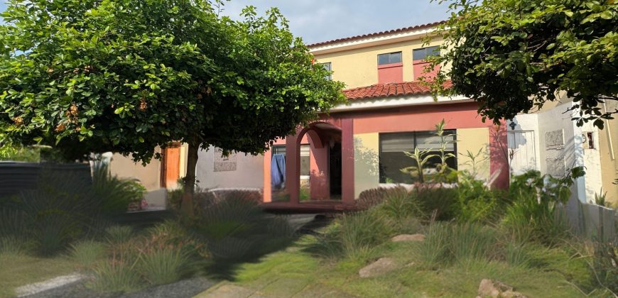 En venta casa de 4 dormitorios en Urb.Ciudad Celeste, Vía  Samborondón.