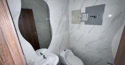 En venta oficina en La Vista San Eduardo en vía la costa.