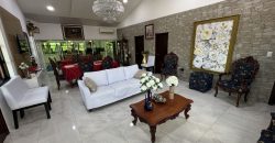 En venta casa de 9 dormitorios con piscina en Urb.Colinas del Paífico en Playas.