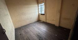En venta terreno esquinero en Clemente Ballén y Ismael Perez Pazmiño, centro de Guayaquil.