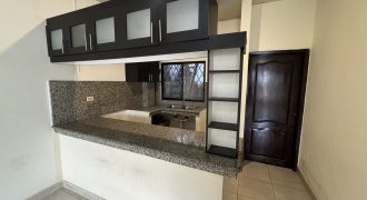 En venta casa rentera en Mucho lote 1, sector con portón.