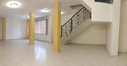 En venta casa rentera en Cdla.Los Esteros.